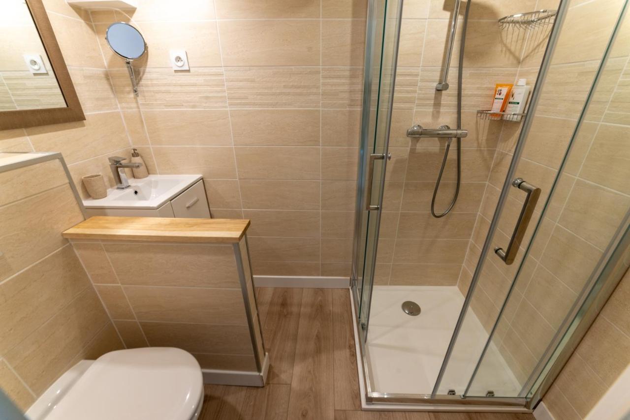 Serenite Aquatique Saint-Cyr-au-Mont-d'Or Εξωτερικό φωτογραφία